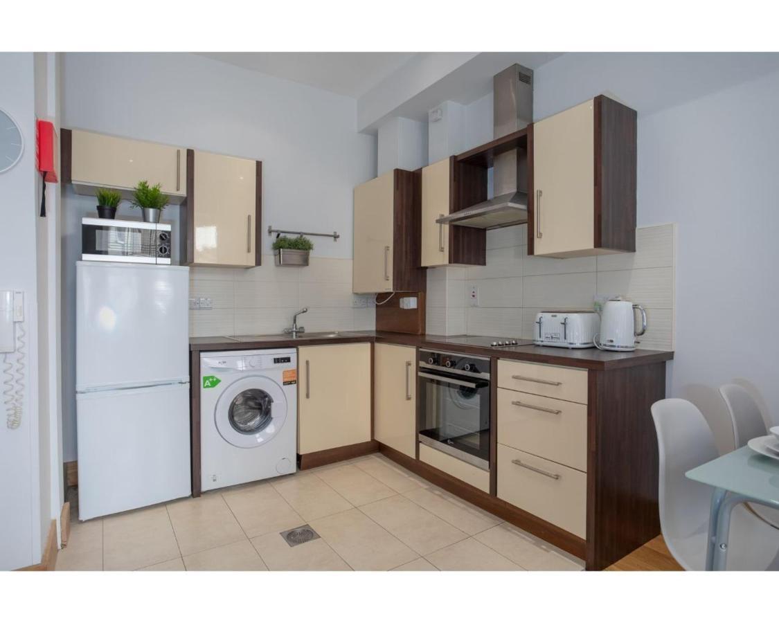 Central Belfast Apartments Eden Экстерьер фото