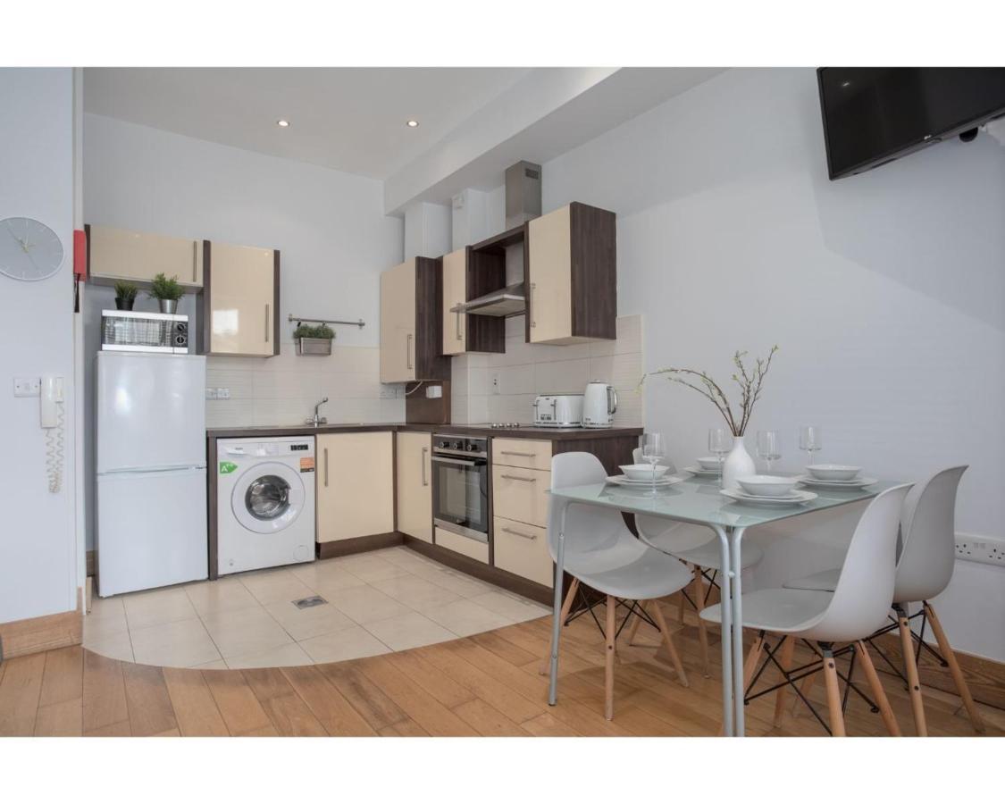 Central Belfast Apartments Eden Экстерьер фото